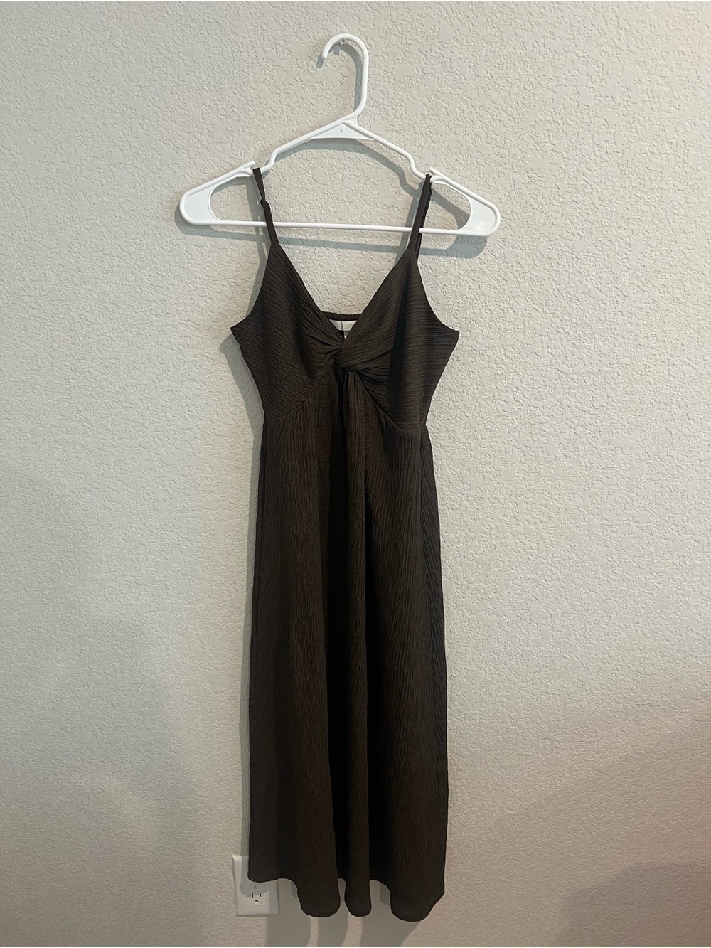 Sleeveless Black Twist-Front Midi Dress